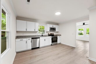 1155 Cedar Grove Ln in Rock Hill, SC - Building Photo - Building Photo