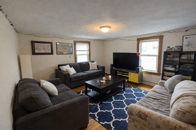 585 Somerville Ave, Unit A-1 in Somerville, MA - Building Photo - Building Photo