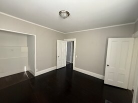 1 High St, Unit 1 in Middleboro, MA - Building Photo