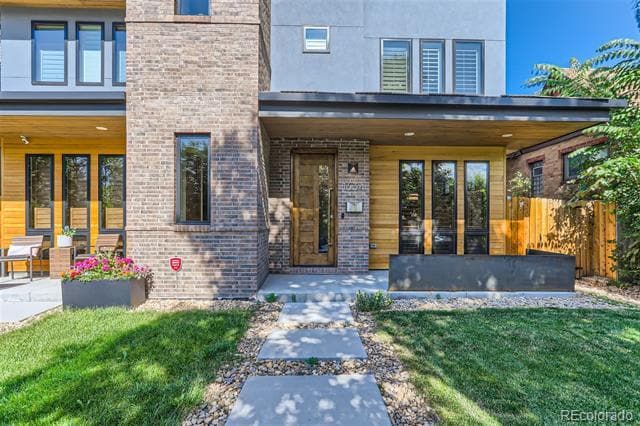 property at 1634 S Grant St