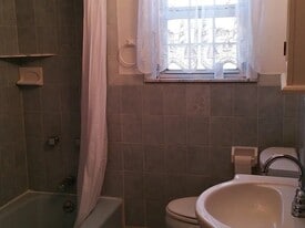 49 Arlington Ave in Clifton, NJ - Building Photo