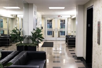 5 Fordham Hill Oval in Bronx, NY - Building Photo - Building Photo