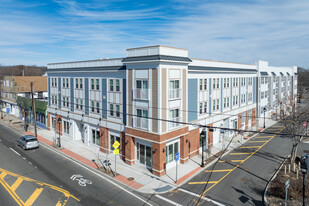 Port Jefferson Crossing in Port Jefferson, NY - Building Photo
