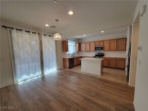 632 Confidence St in Henderson, NV - Building Photo - Building Photo