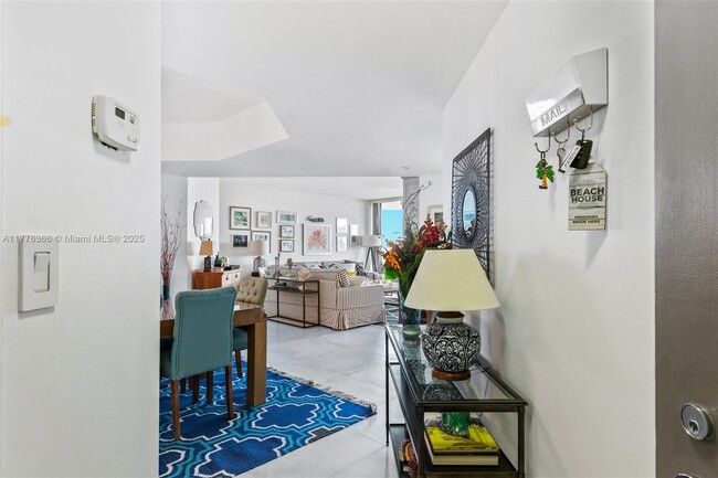 3598 Yacht Club Dr in Aventura, FL - Building Photo - Building Photo