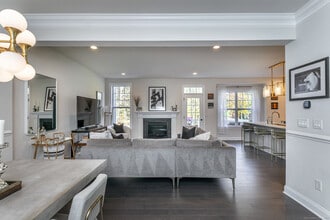 175 Ridgewood Dr in Middlebury, CT - Building Photo - Building Photo