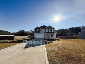 475 Walters Run Dr in Raeford, NC - Building Photo