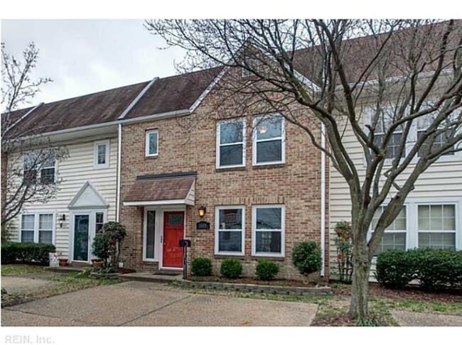 property at 1605 Helena Ave