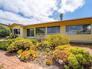 1264 Vista Del Osos in Los Osos, CA - Building Photo - Building Photo