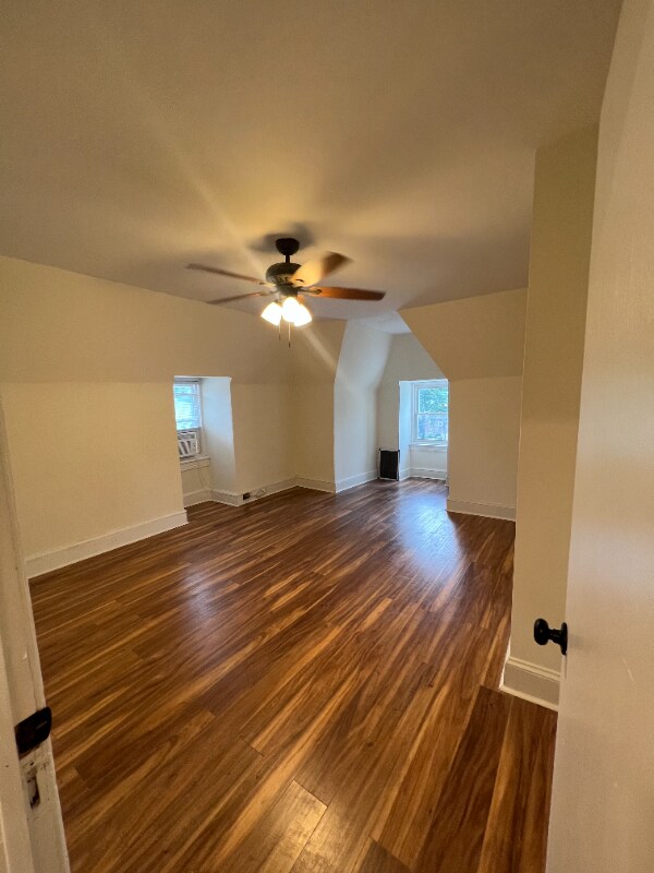 511 Brinton St in Philadelphia, PA - Building Photo - Building Photo