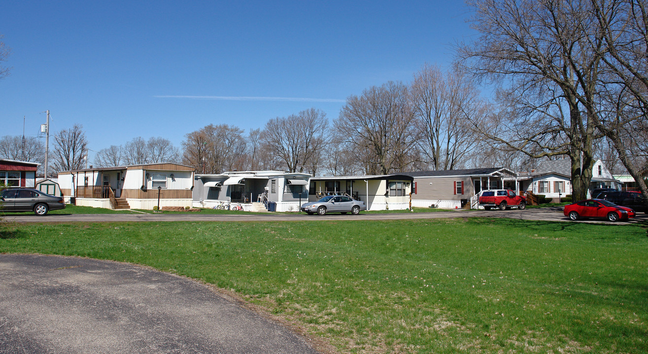 250 N Green St in Enon, OH - Building Photo