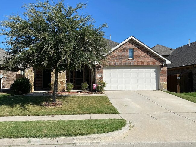 800 Chatsworth Dr in Anna, TX - Building Photo - Building Photo