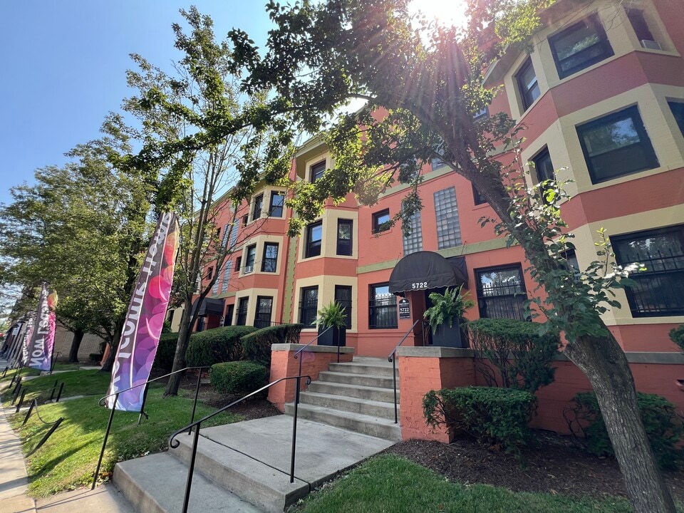 Baum Boulevard Flats in Pittsburgh, PA - Foto de edificio