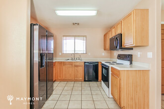 1473 E Avenida Isabella in Casa Grande, AZ - Building Photo - Building Photo