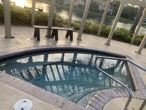 4823 Via Palm Lakes in West Palm Beach, FL - Building Photo - Building Photo