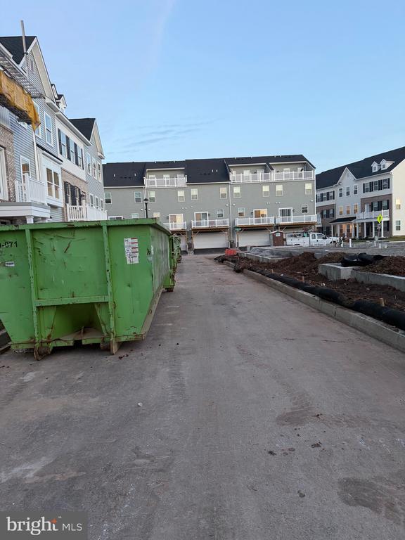 33 Anderson Dr in Bridgeport, PA - Building Photo - Building Photo