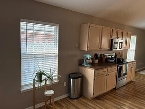 4409 Crooked Creek Dr in Jacksonville, FL - Building Photo - Building Photo