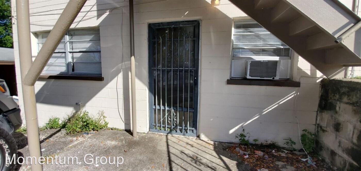 1407 Lotela Ave in Lakeland, FL - Building Photo