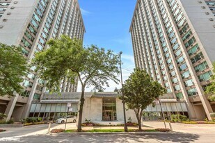 3600 N Lake Shore Dr, Unit 1223 in Chicago, IL - Building Photo