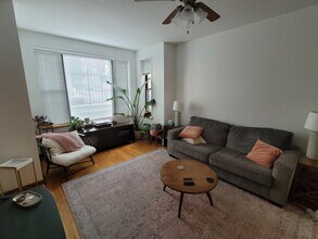 1538 N Wood St, Unit #01 in Chicago, IL - Building Photo - Building Photo