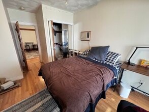 96 Conwell Ave, Unit 1 in Somerville, MA - Building Photo - Building Photo