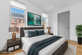 332 E 6th St in New York, NY - Foto de edificio - Building Photo