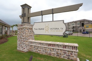 The Dakota in Victoria, TX - Building Photo