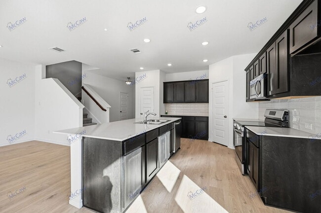 402 Wrangler Ln in Denton, TX - Building Photo - Building Photo