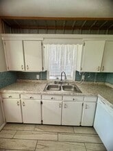 200 N Jefferson St in Lyons, GA - Building Photo - Building Photo