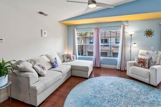 864 Ballow Wy in San Marcos, CA - Building Photo - Building Photo