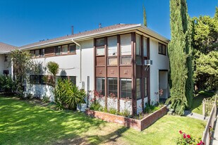 5302 Colfax Ave in North Hollywood, CA - Building Photo