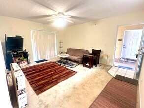5590 NW 61st St in Coconut Creek, FL - Building Photo - Building Photo