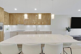 3540 S Ocean Blvd in South Palm Beach, FL - Building Photo