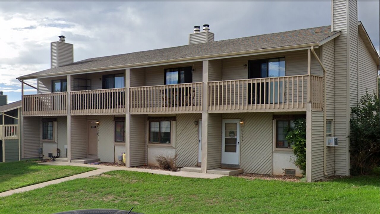 2344 Split Rock Dr in Colorado Springs, CO - Building Photo