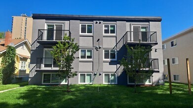 9938-88 88 Ave NW in Edmonton, AB - Building Photo - Building Photo