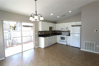 5443 Altoona St in Sarasota, FL - Building Photo - Building Photo