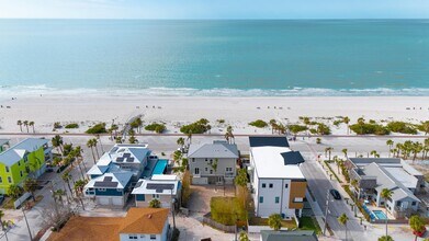 1205 Gulf Way in St Pete Beach, FL - Building Photo - Building Photo