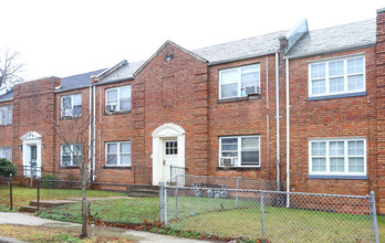 1217 Raum St NE in Washington, DC - Building Photo - Building Photo