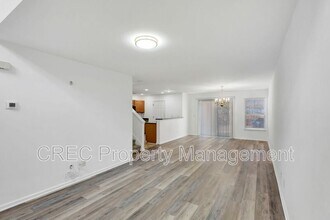 9176 Maple Grove Dr in Summerville, SC - Building Photo - Building Photo