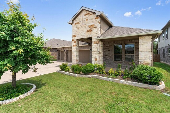 2625 Bowen St in Leander, TX - Building Photo - Building Photo