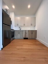 546 Martin Luther King Jr Dr, Unit 408 in Jersey City, NJ - Building Photo - Building Photo