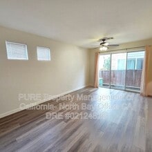 1052 Addison Cir in Petaluma, CA - Building Photo - Building Photo