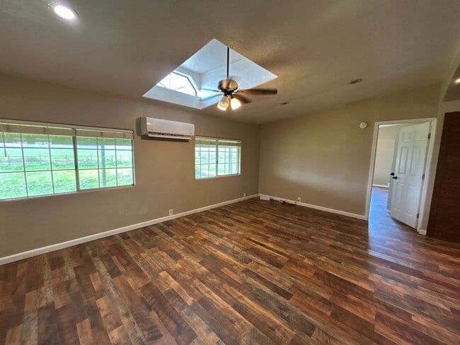 3132 McCullagh Rd in Stevinson, CA - Building Photo - Building Photo