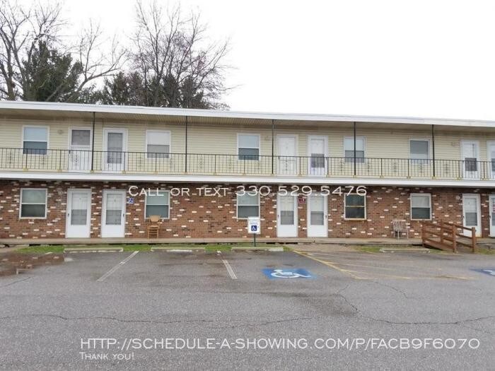 766 Anderson Ave in Akron, OH - Building Photo