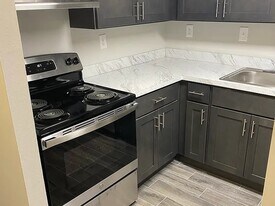 500 E Upsal St, Unit A in Philadelphia, PA - Building Photo