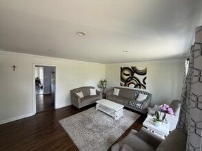 7328 Arcadia St in Morton Grove, IL - Building Photo - Building Photo
