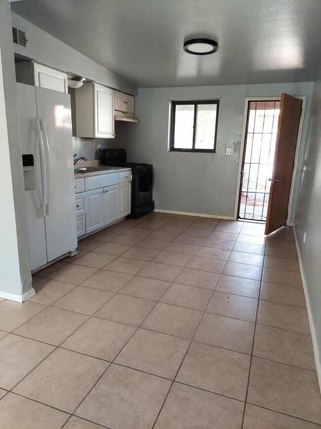 507 N Westmoreland Ave in Tucson, AZ - Foto de edificio - Building Photo
