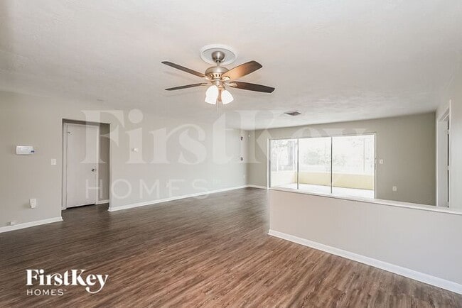 319 Scott Ct in Palm Harbor, FL - Building Photo - Building Photo
