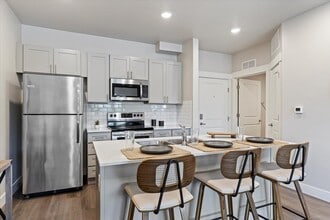 Canyon View Living on 12th in Ogden, UT - Foto de edificio - Building Photo