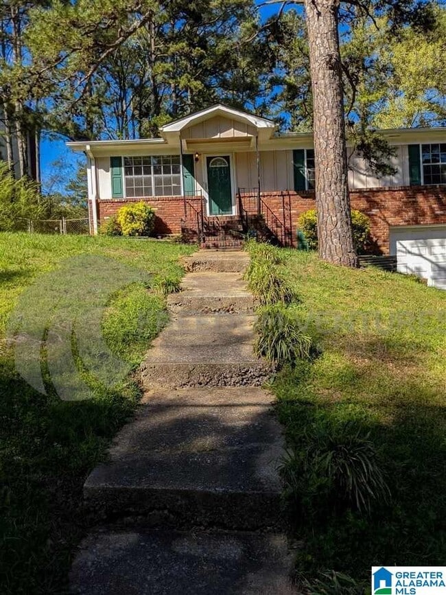 424 21st Ave NE in Center Point, AL - Building Photo - Building Photo